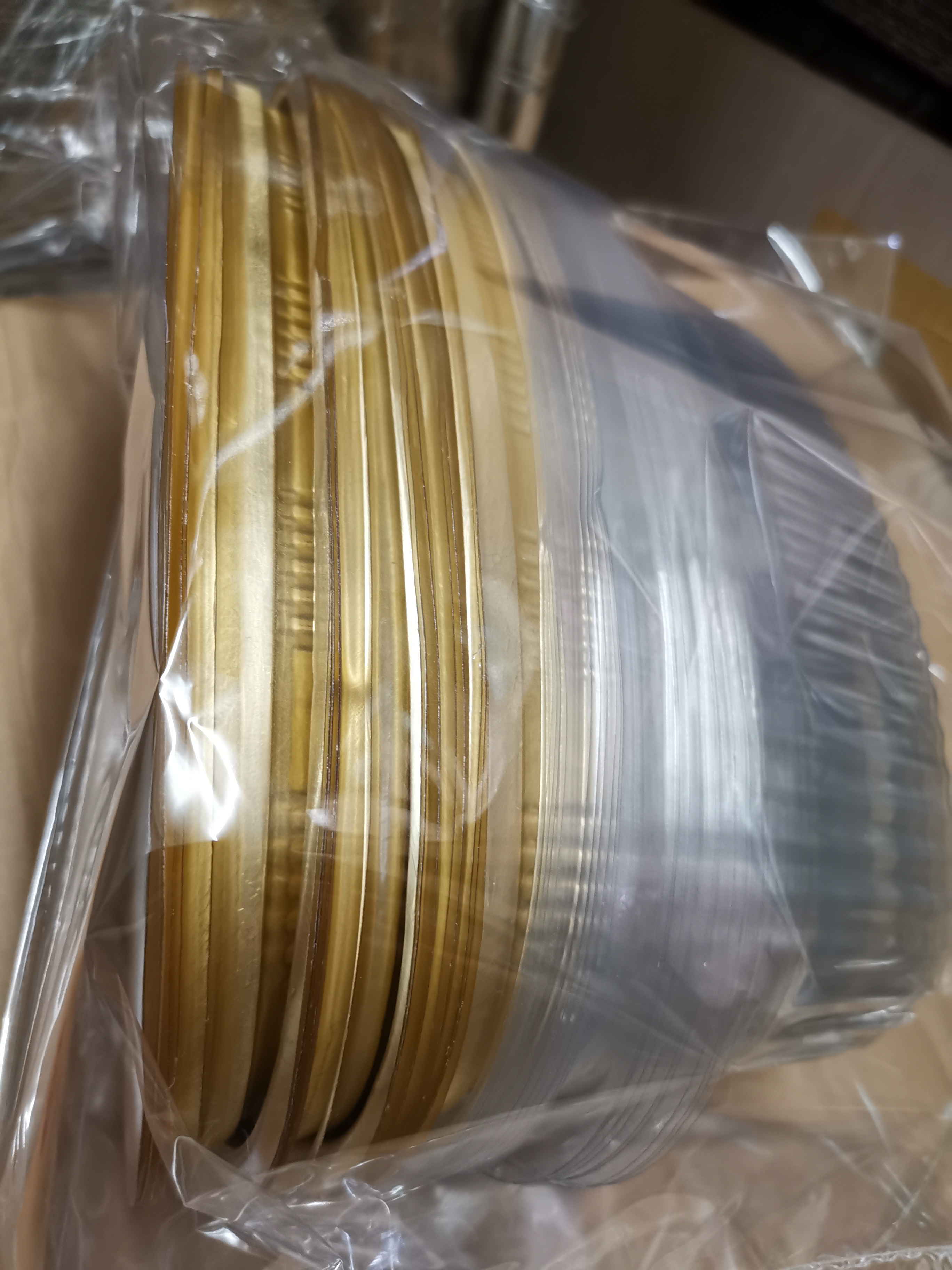 กล่องเค้ก วงรีฐานทอง+ฝาใส 20 ชุด ชีสเค้ก กล่องเบเกอรี่ กล่องเค้ก กล่องเค้กวุ้น