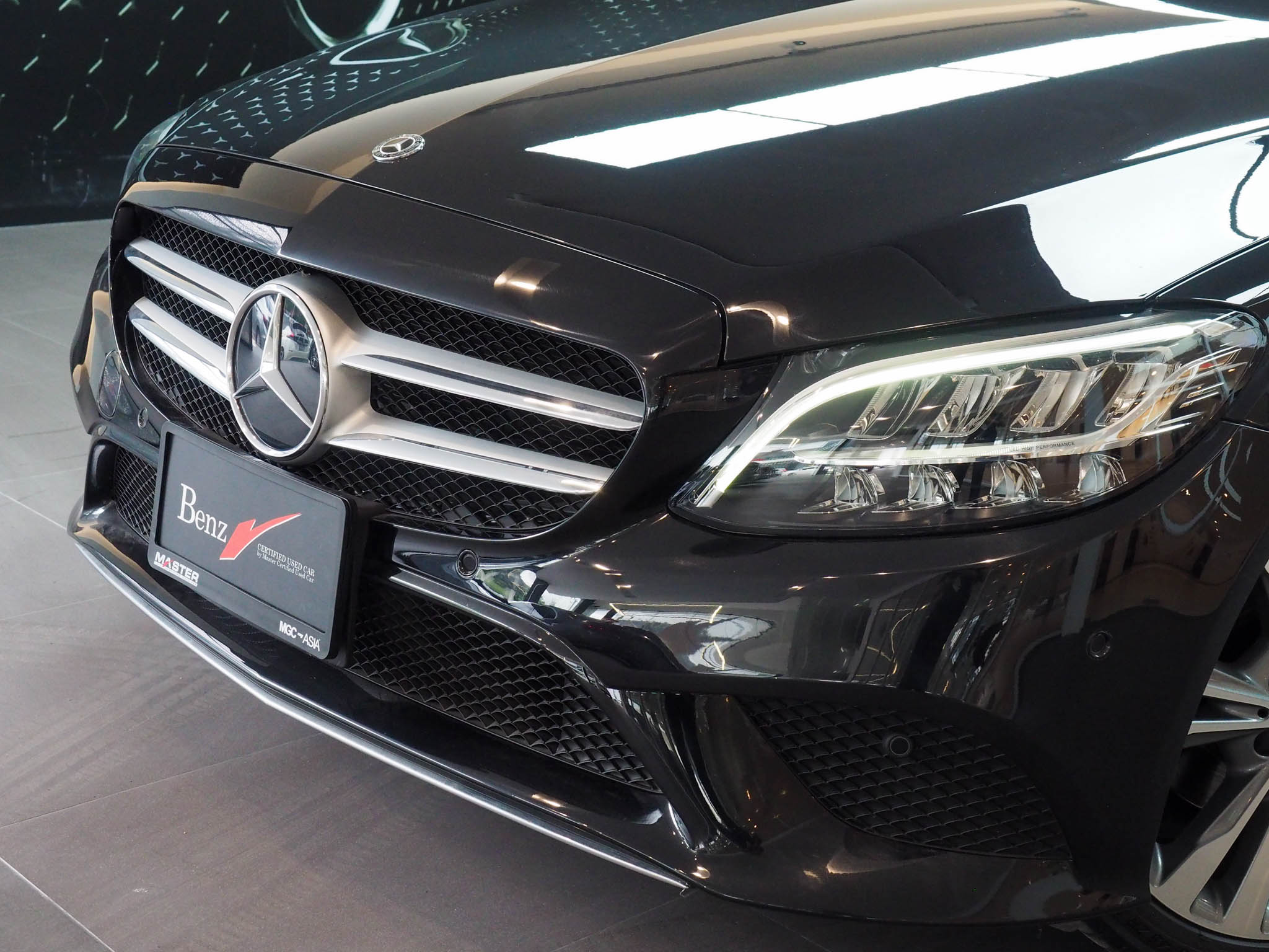 จองแล้ว C220d Avantgarde W205