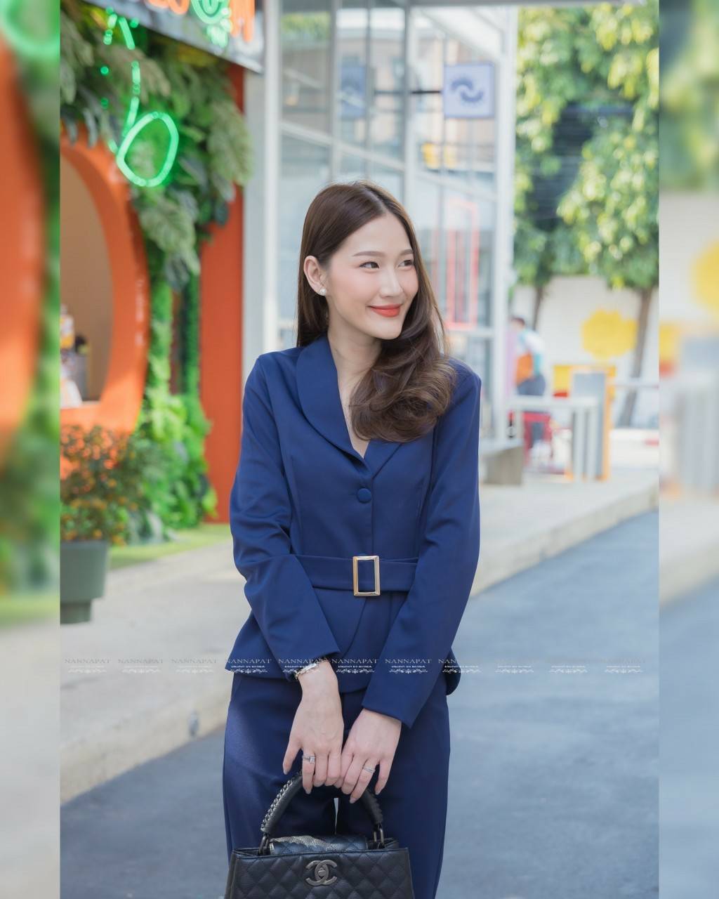 เสื้อกระดุมหน้ากางเกงมีกระเป๋าข้าง