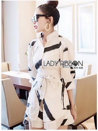 เซ็ตเสื้อและกางเกงเข้าชุด