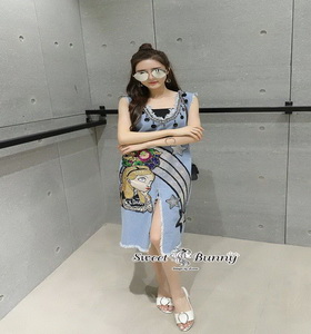 เดรสยีนส์ติดริบบิ้น