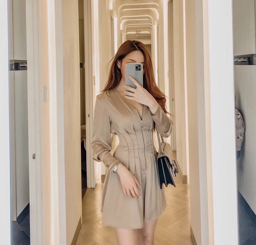 เดรสเเขนยาว เซ็กซี่เบาๆ