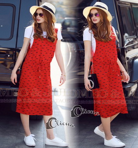 Glass Long Strip Skirt Set - เซ็ตเอี๊ยมสีแดงสด