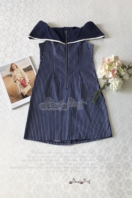 เดรสเนื้อผ้า Cotton 100% เนื้อผ้าทอลายริ้วโทนสีกรม