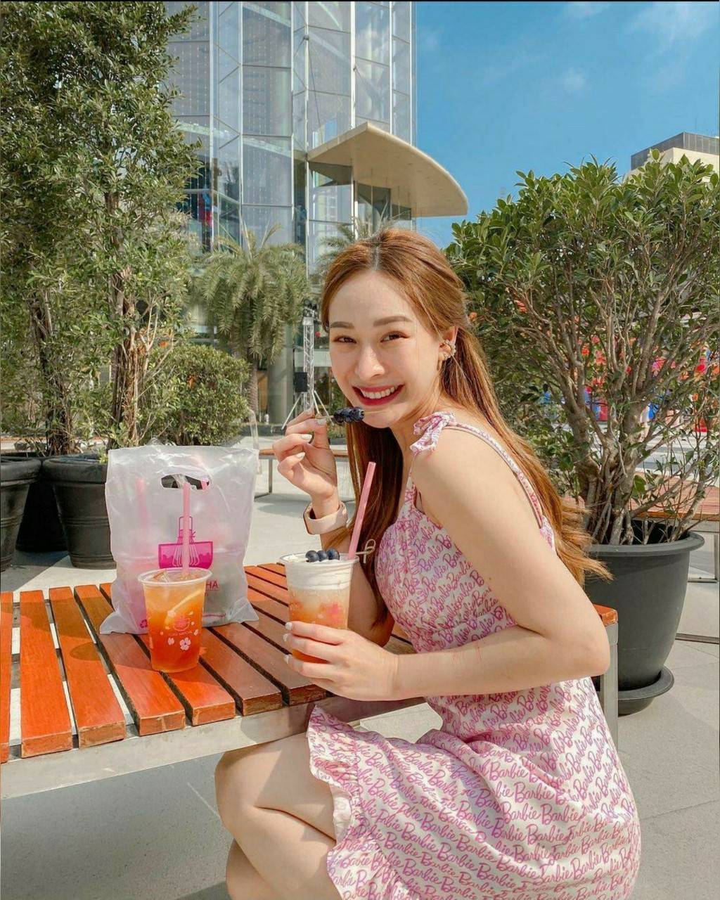 เดรสงานซิปหลัง ผูกไหล่