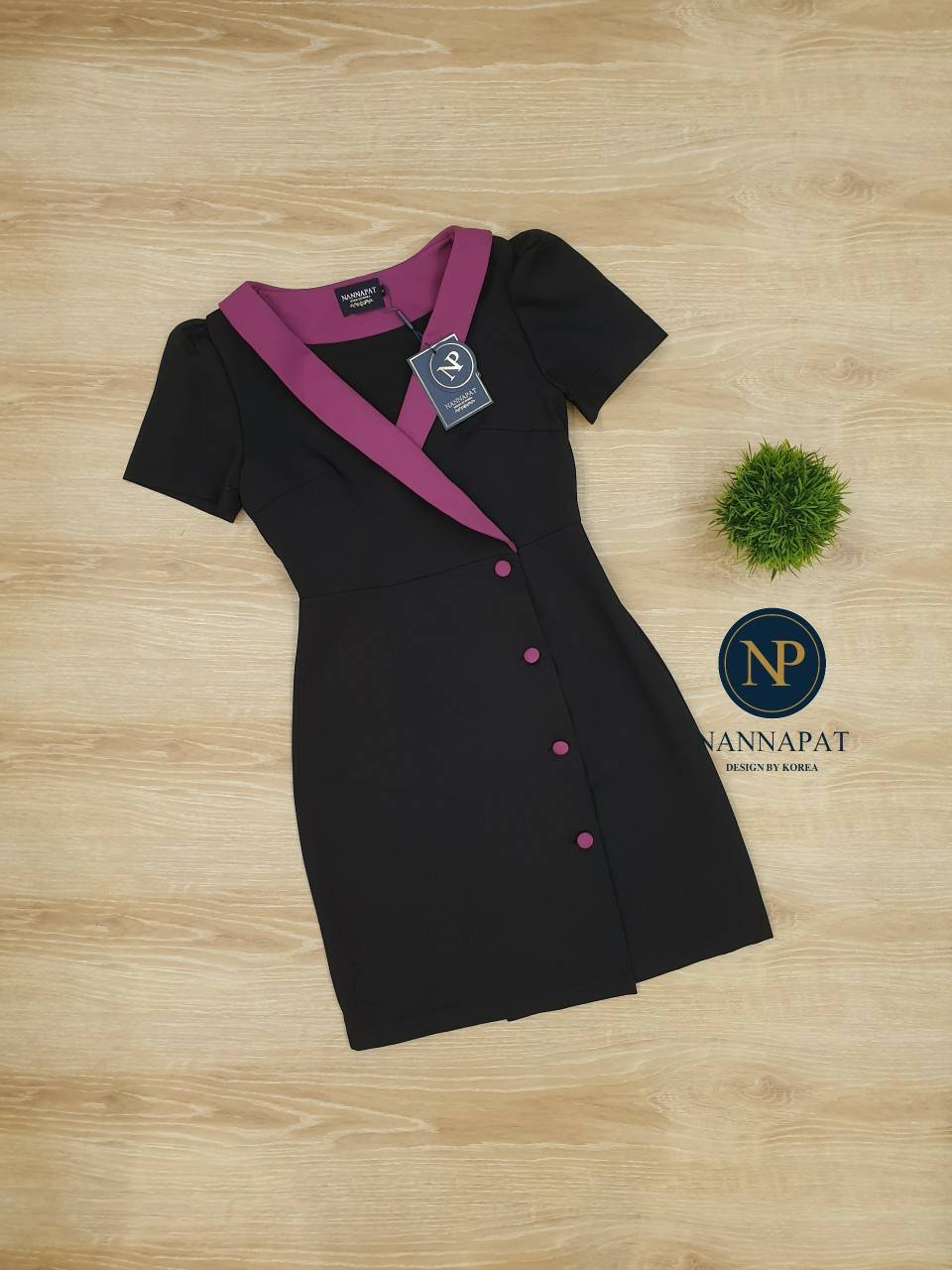 เดรสกระดุมหน้าสีทูโทน
