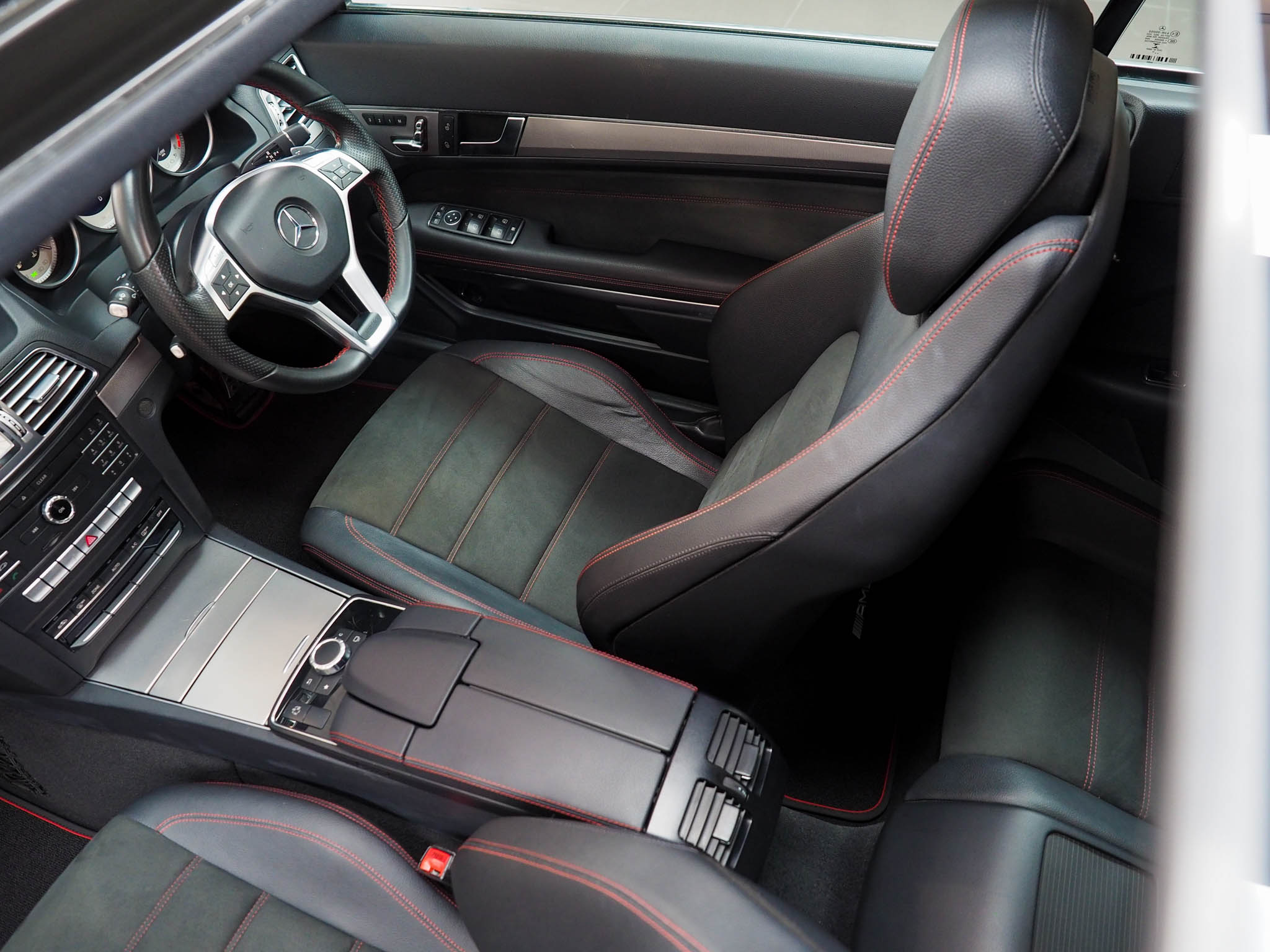 จองแล้ว E250 Coupe AMG W207