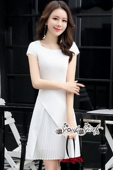 เดรสเนื้อผ้าเครปเดรสทรงคอยู