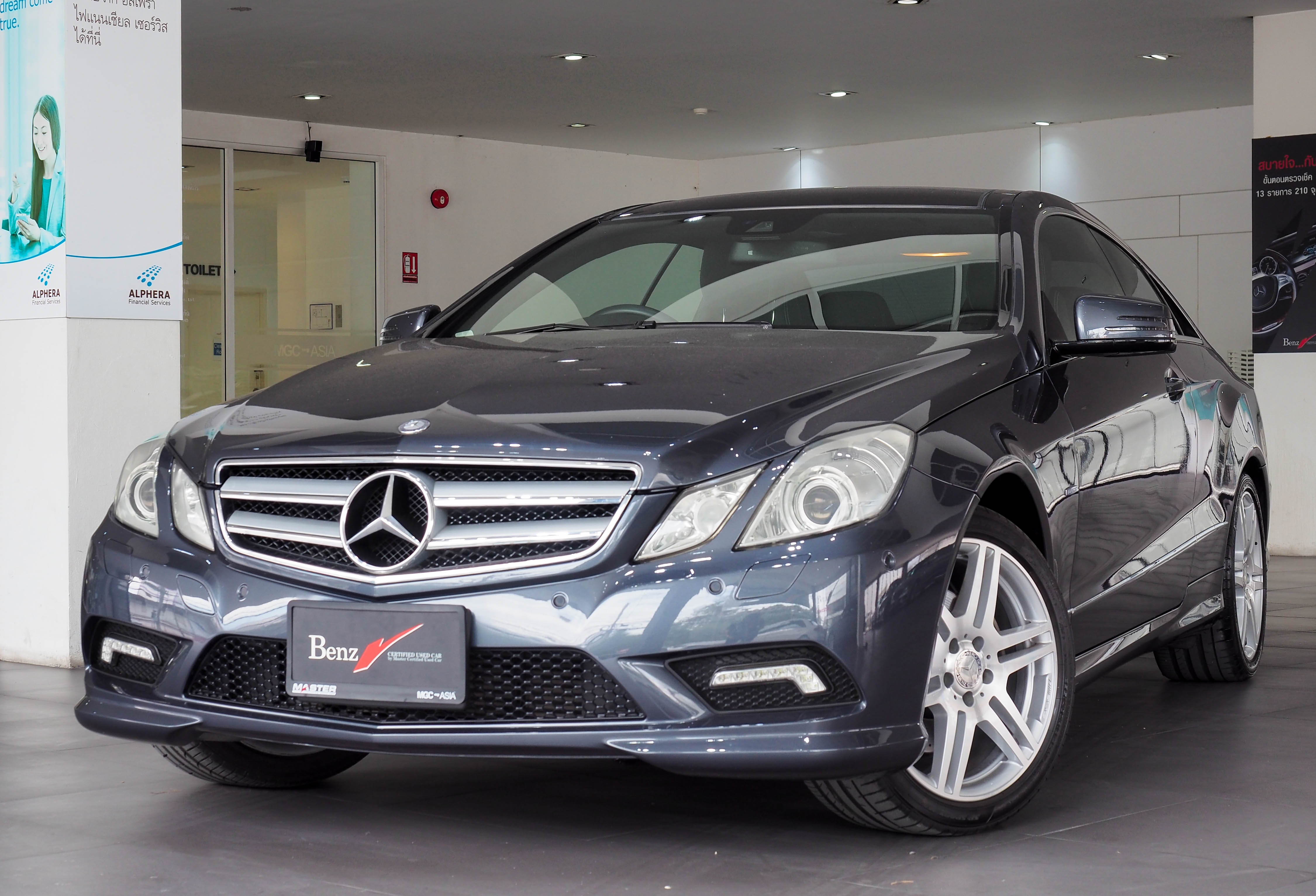 จองแล้ว E250 CGI Coupe AMG BlueEfficency W207
