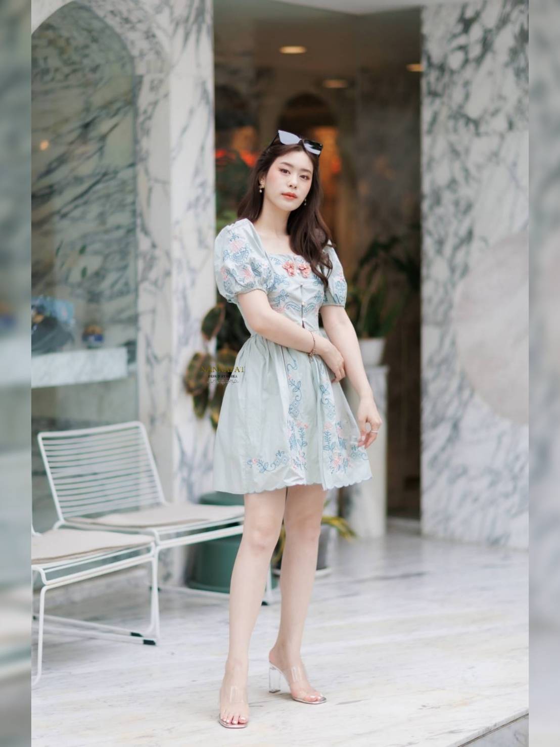 เสื้อกระดุมหน้า แหวกหน้า