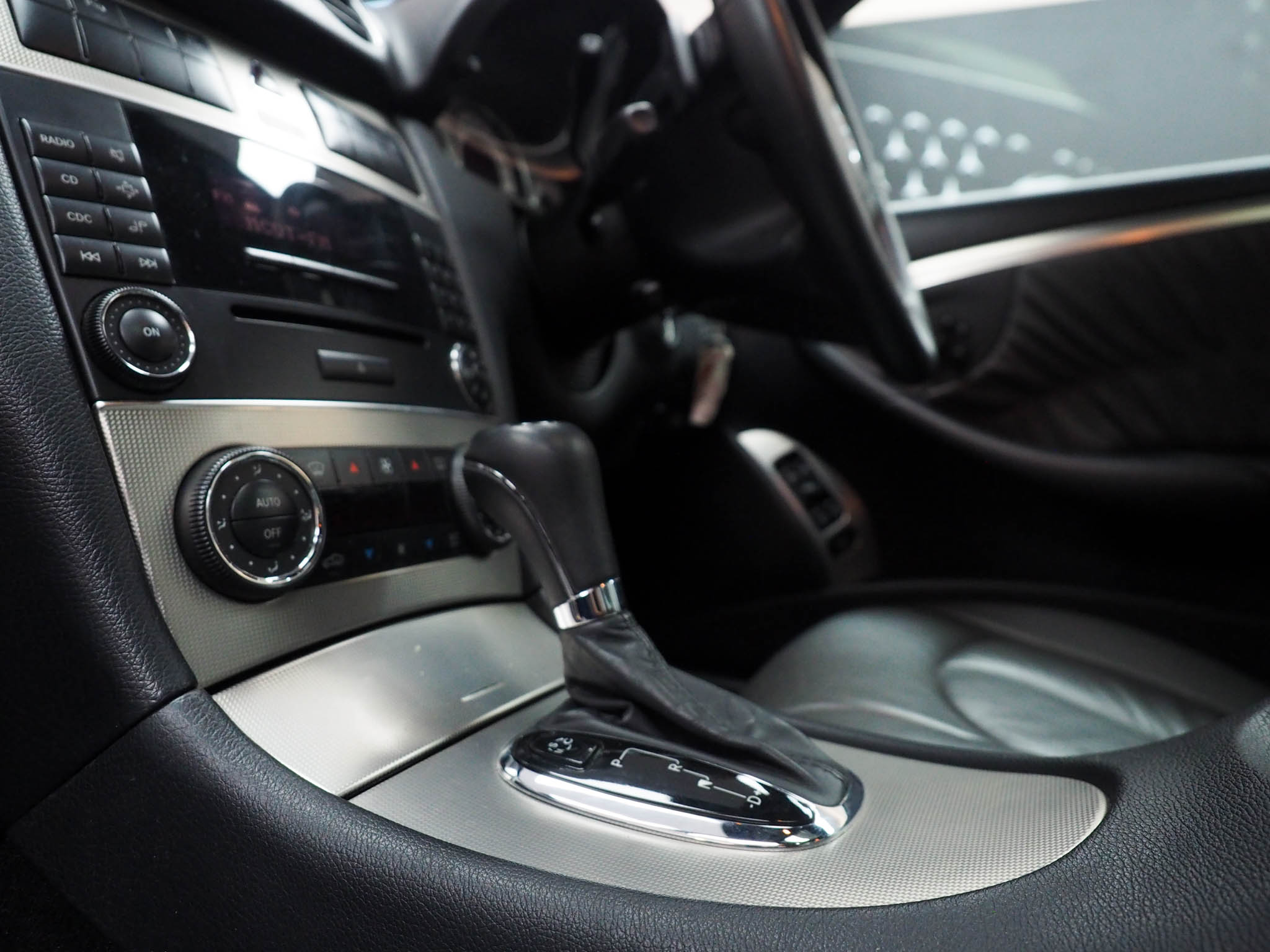 จองแล้ว CLK200 Kompressor Avantgarde W209