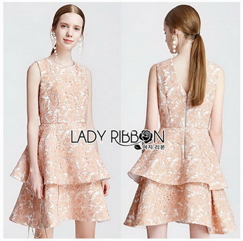 Peachy Lace Dress เดรสผ้าลูกไม้สีพีช
