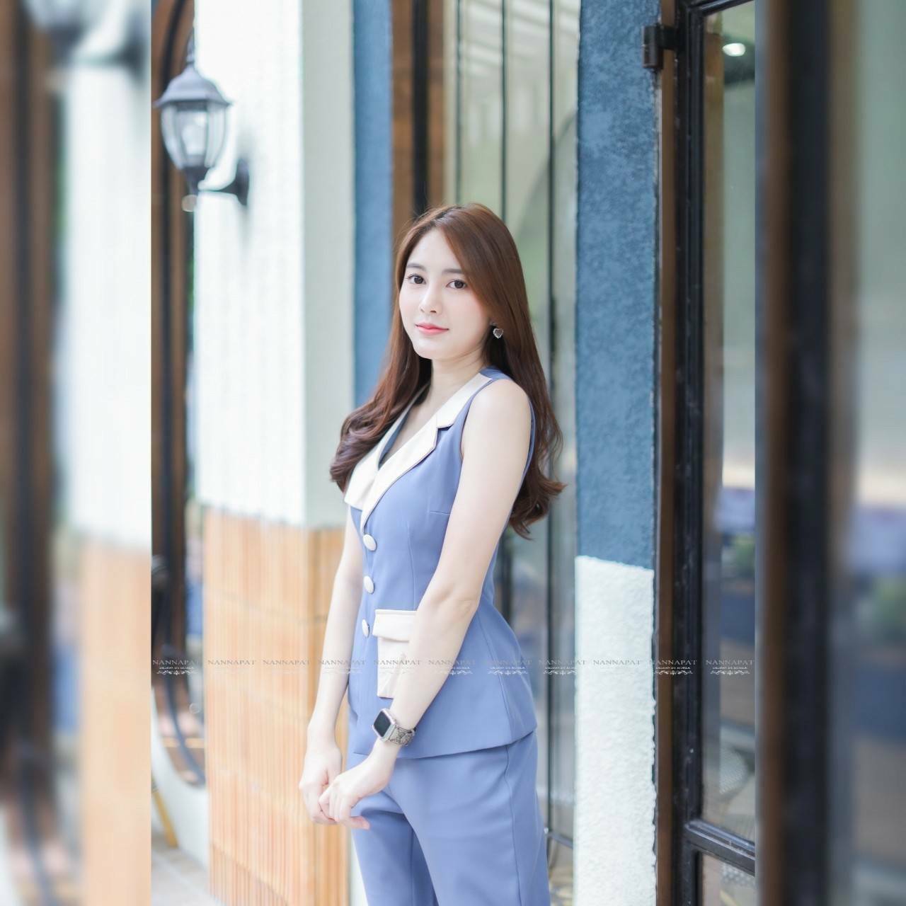 เสื้อแขนกุด คอปก กระดุมหน้า