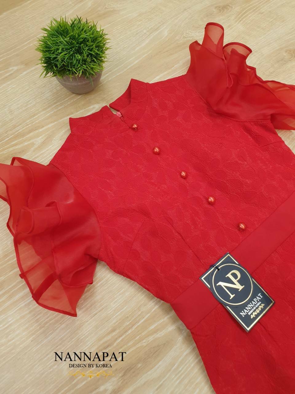 เดรสเข้ารูปเก็บทรงสวยงานซิปหลัง