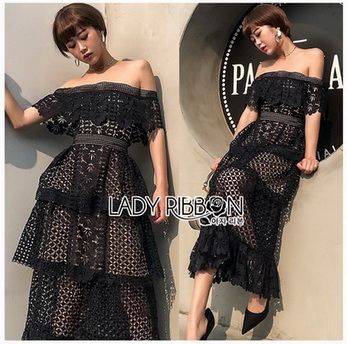 Layered Lace Dress เดรสผ้าลูกไม้สีน้ำเงิน