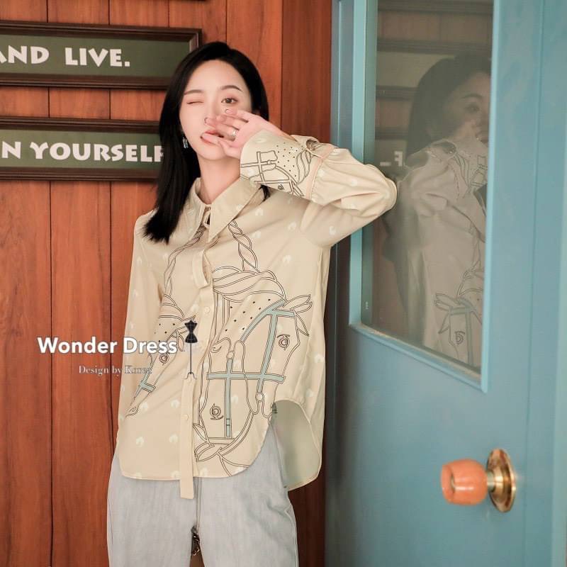 เสื้อเขิ้ตผ้าซาตินเนื้อหนาสีครีม