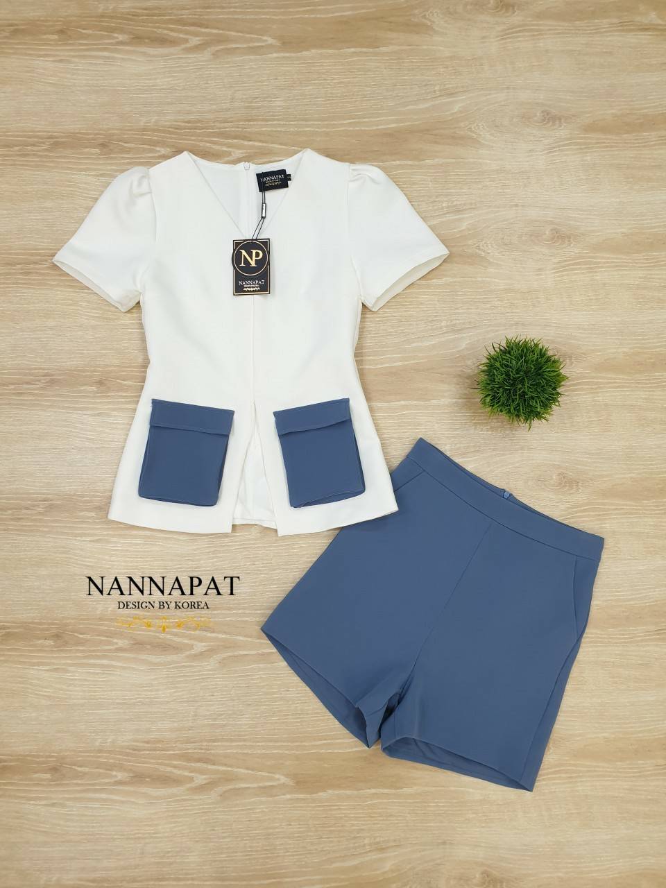 เซทงานซิปหลัง แต่งกระเป๋าคู่