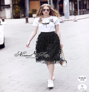เสื้อปักสวยกระโปงดอกไม้