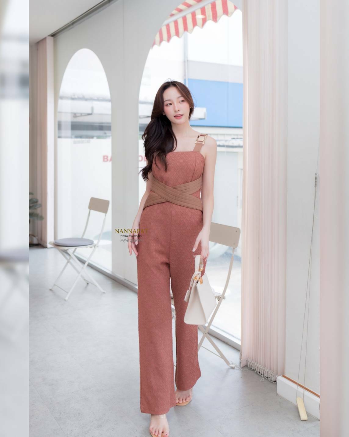 จั้มสูทผ้าลูกไม้เนื้อดี