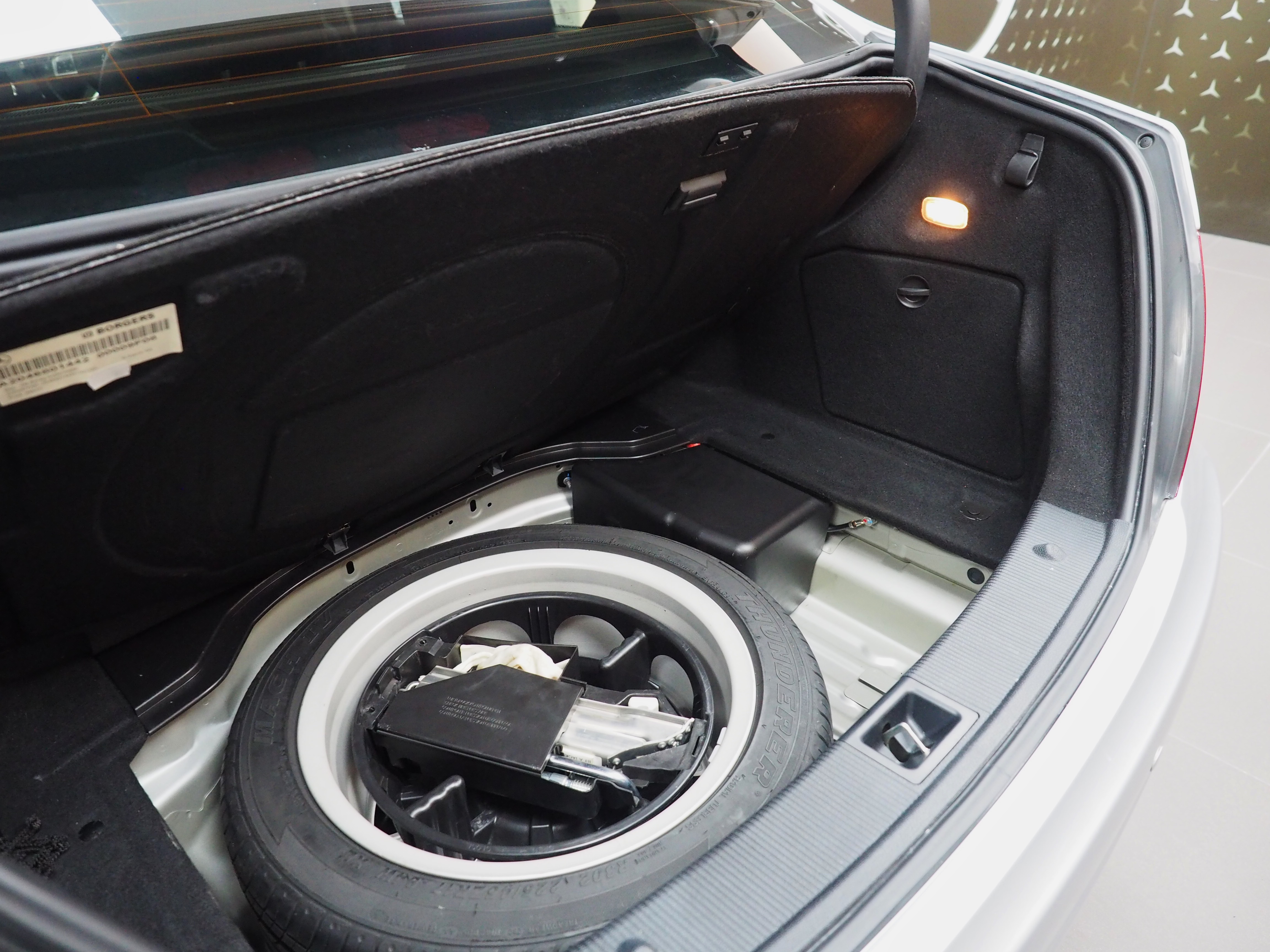 จองแล้ว C200 CGI Style W204