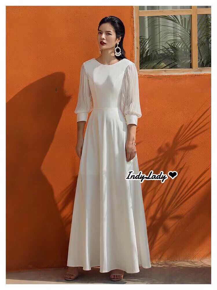 Dress ยาว มาในโทนสีขาว สวย