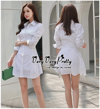 เดรสเชิตคอตตอนสีขาว