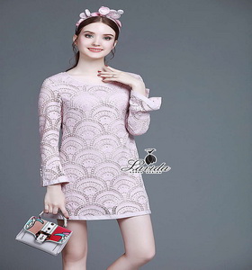 By Lavida Elegant curvy pattern