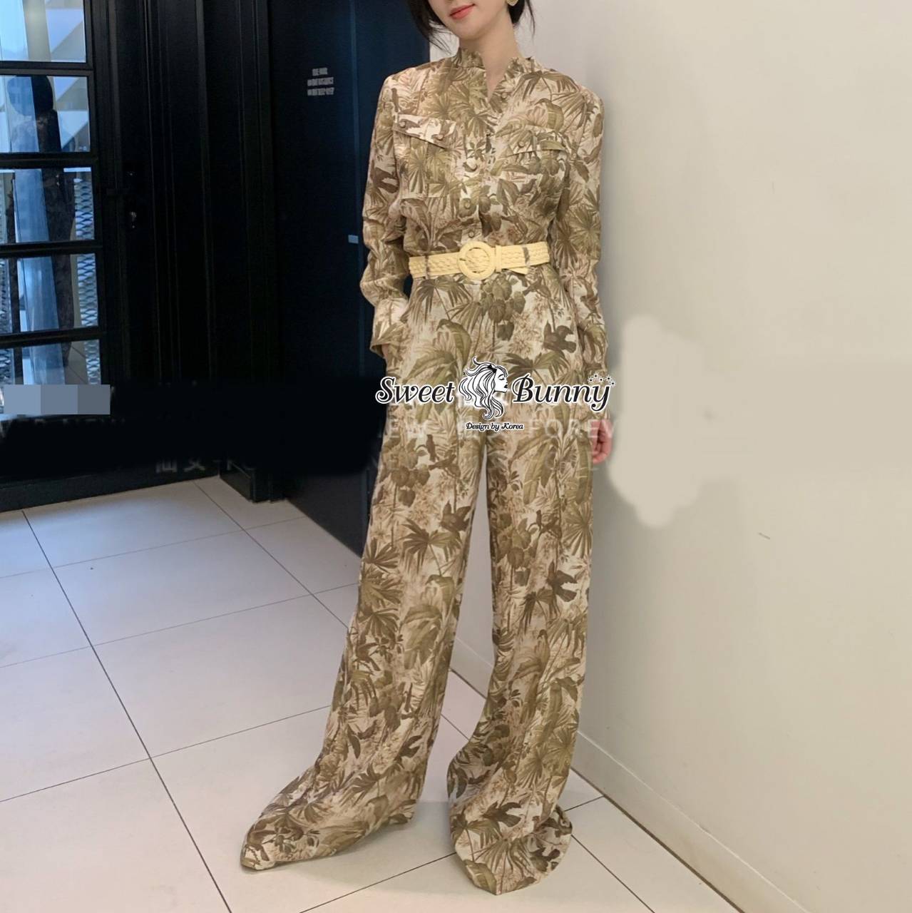 เสื้อทรงตรงสวยมีเข็มขัดให้พร้อม