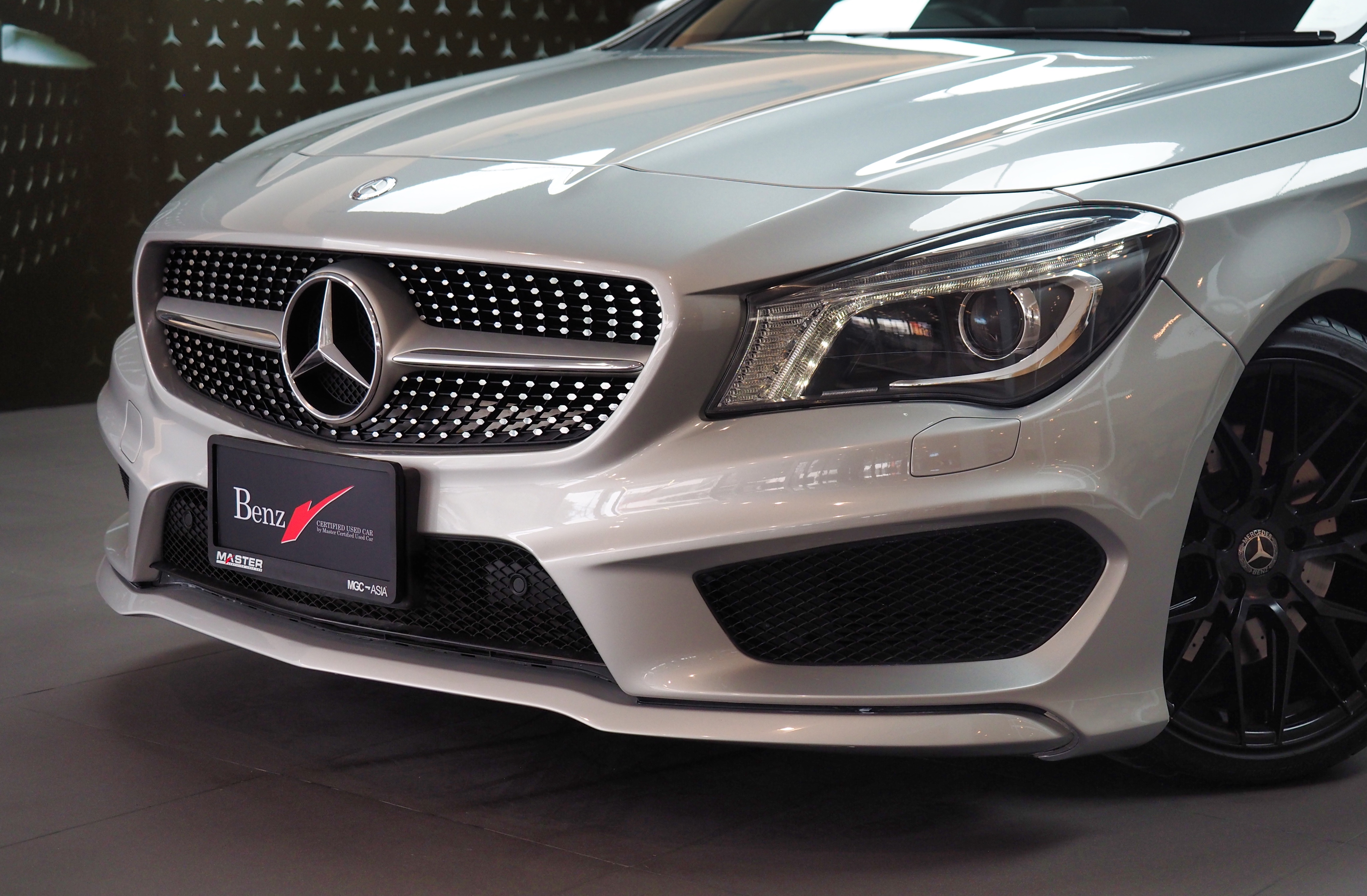 จองแล้ว CLA250 AMG W117