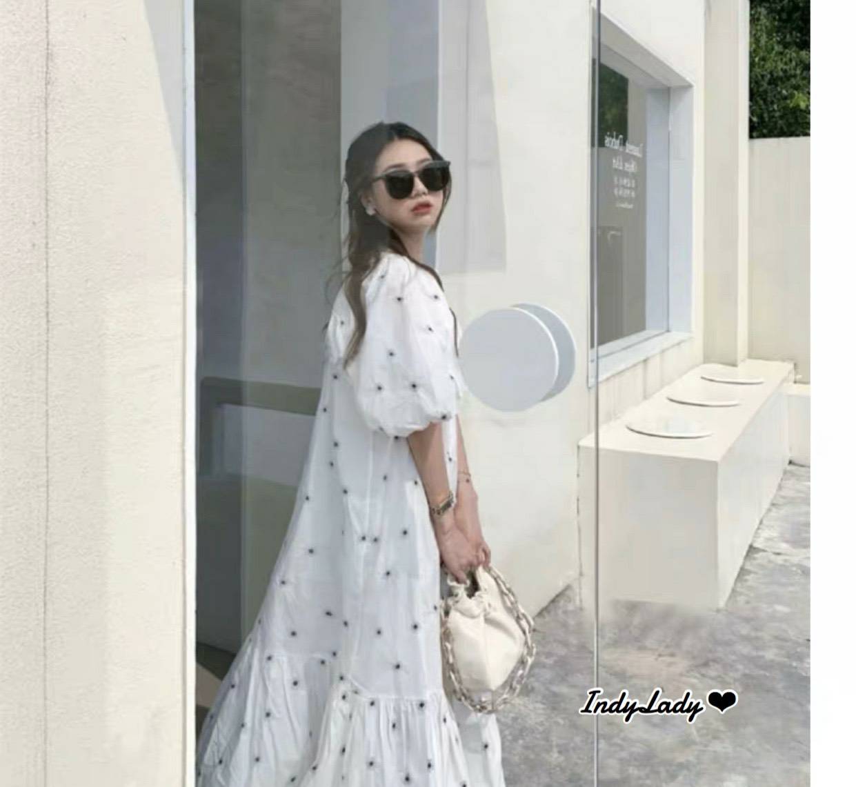 Dress แขนสั้นพองกระดุมหน้า