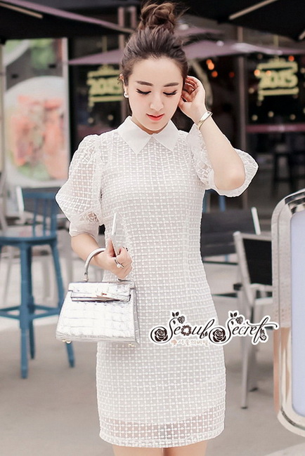 ดรสสีขาวเดรสทรงแขนพองๆ