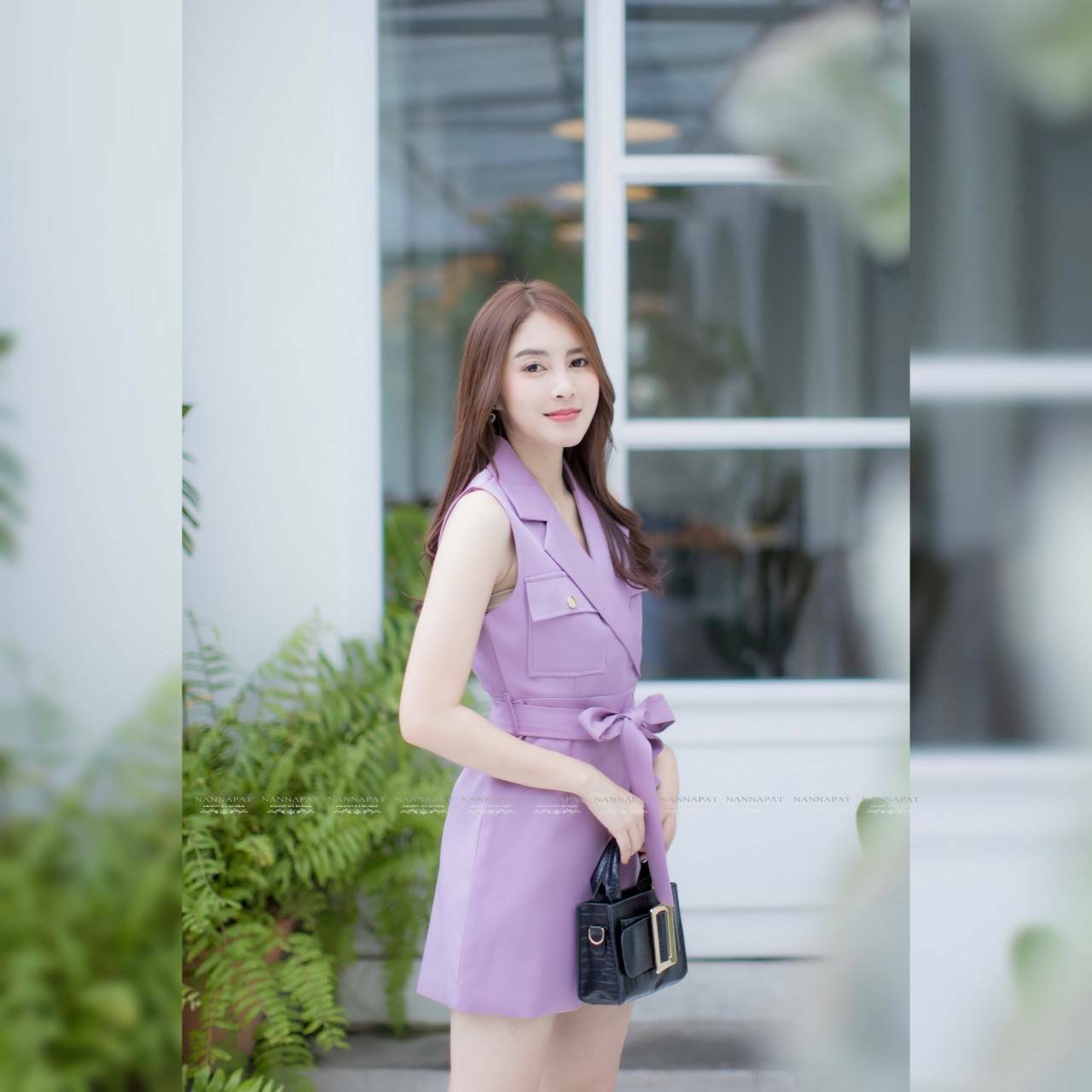 จั้มสูทซิปหลัง มีกระเป๋าหน้า