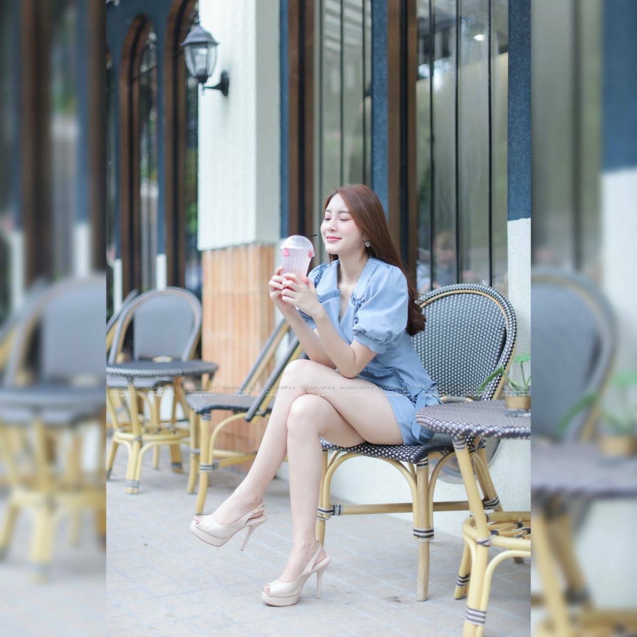 เสื้อซิปหลังแขนตุ๊กตาแต่งดอกไม้