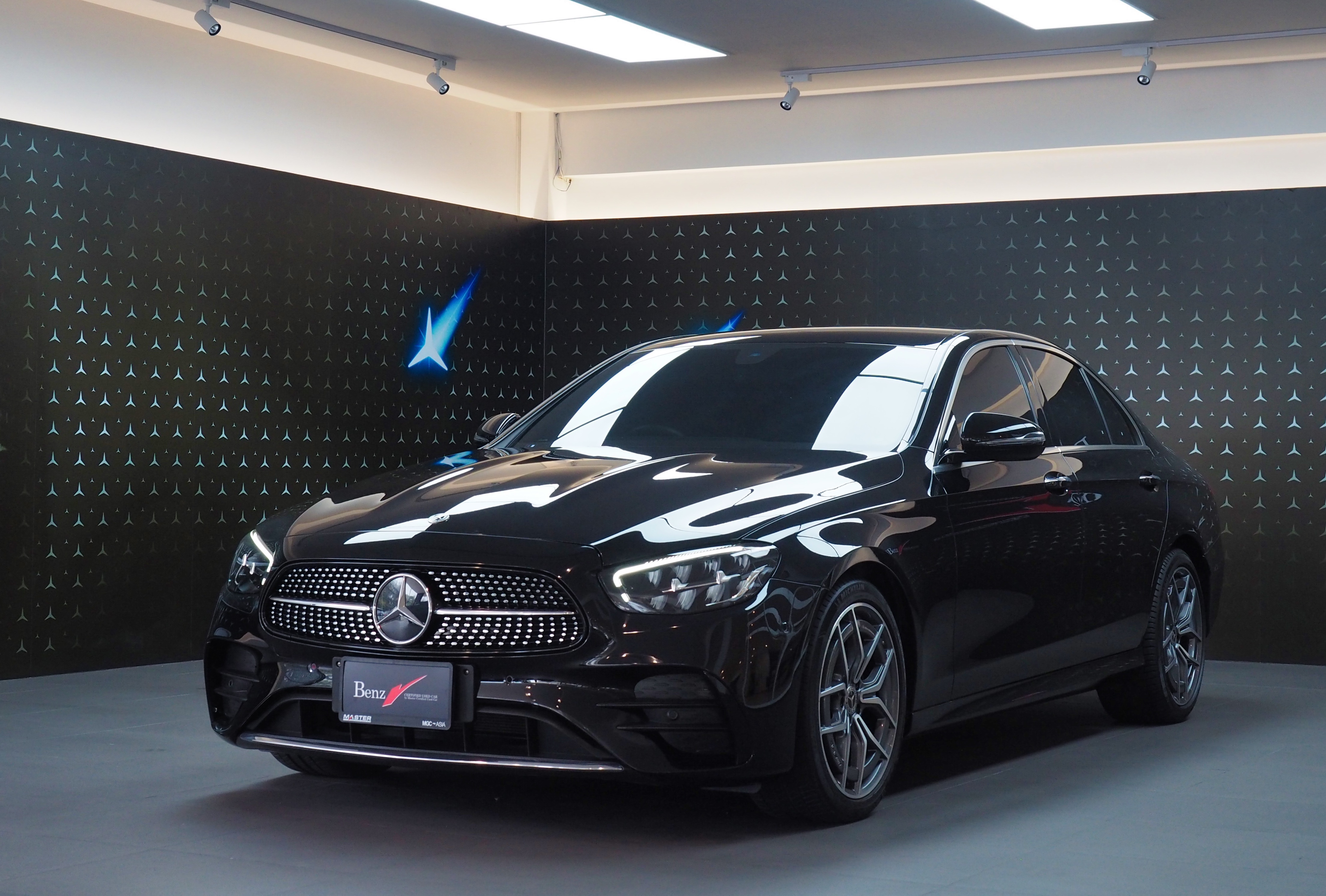 จองแล้ว E220d AMG Sport W213