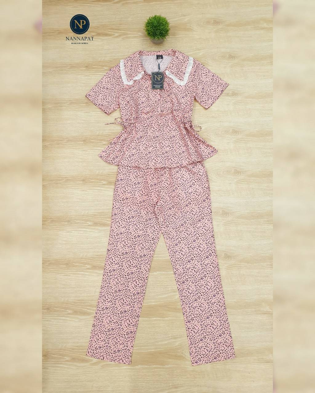 เสื้อคอปกกระดุมหน้า