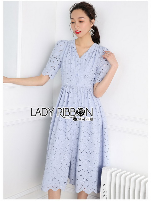 Dress เดรสผ้าคอตตอนสีฟ้าอ่อนปักและฉลุลาย