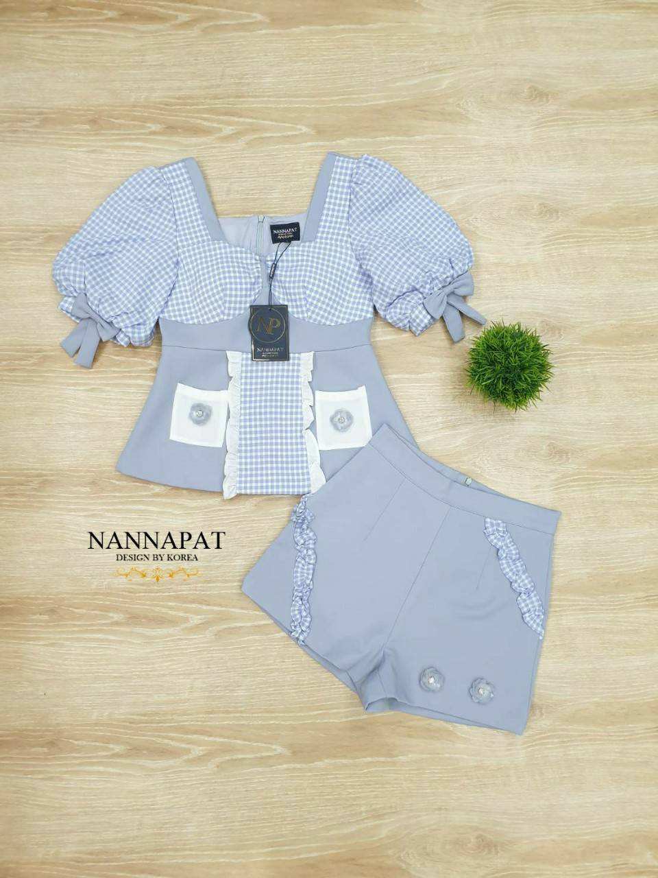 เสื้อซิปหลัง มีซับในอย่างดี