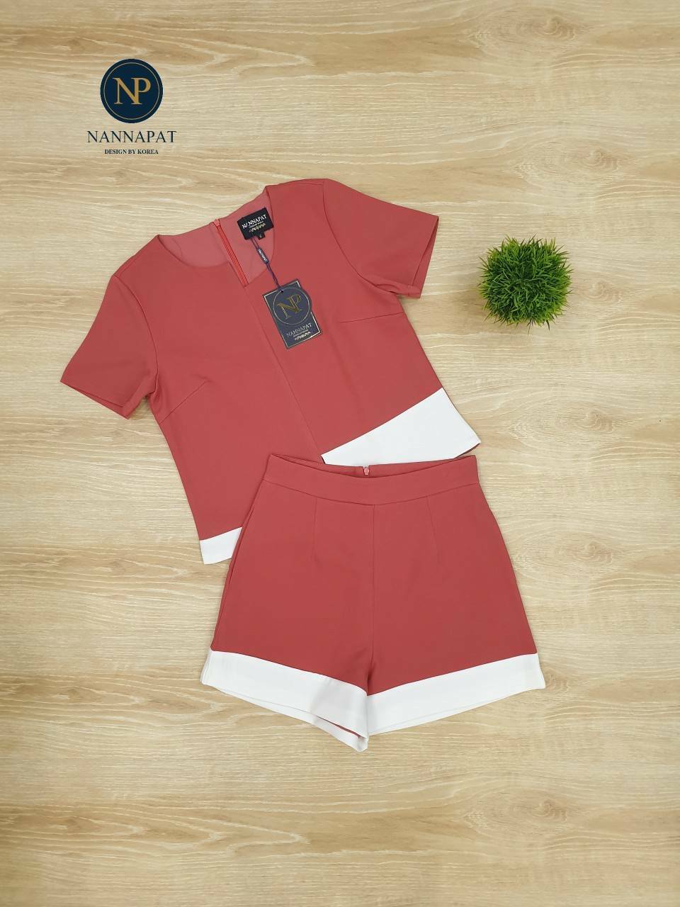 เสื้อซิปหลังกางเกงมีกระเป๋าสีทูโทน