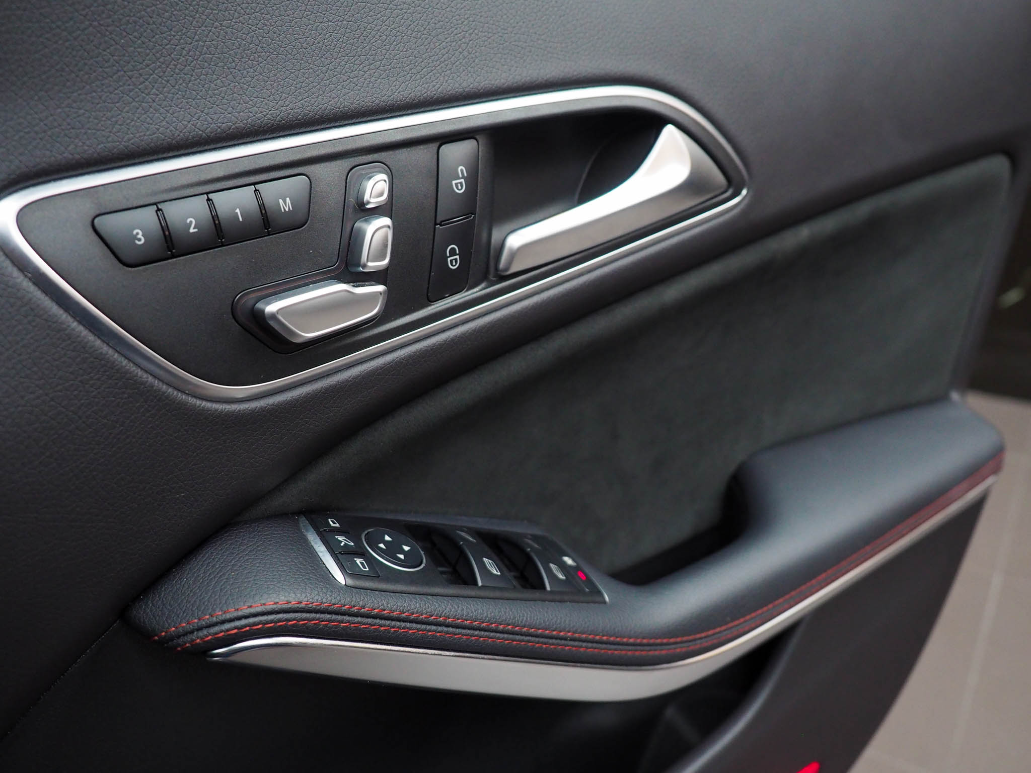 จองแล้ว CLA250 AMG W117