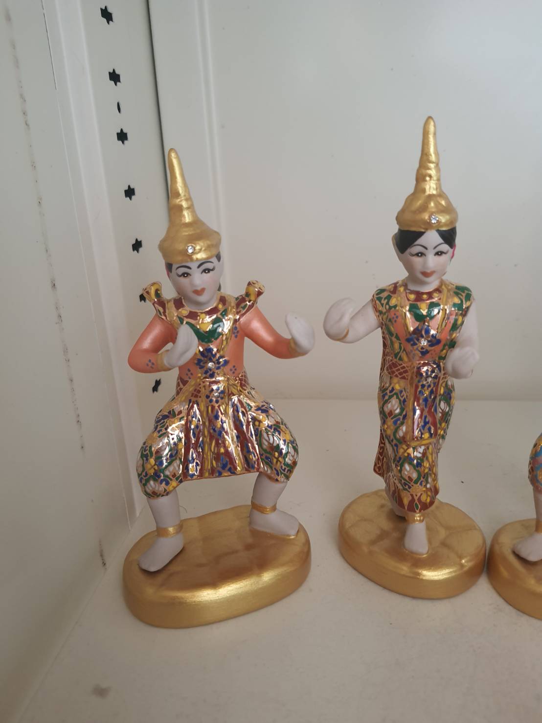 ตุ๊กตาละครรำคู่ละ