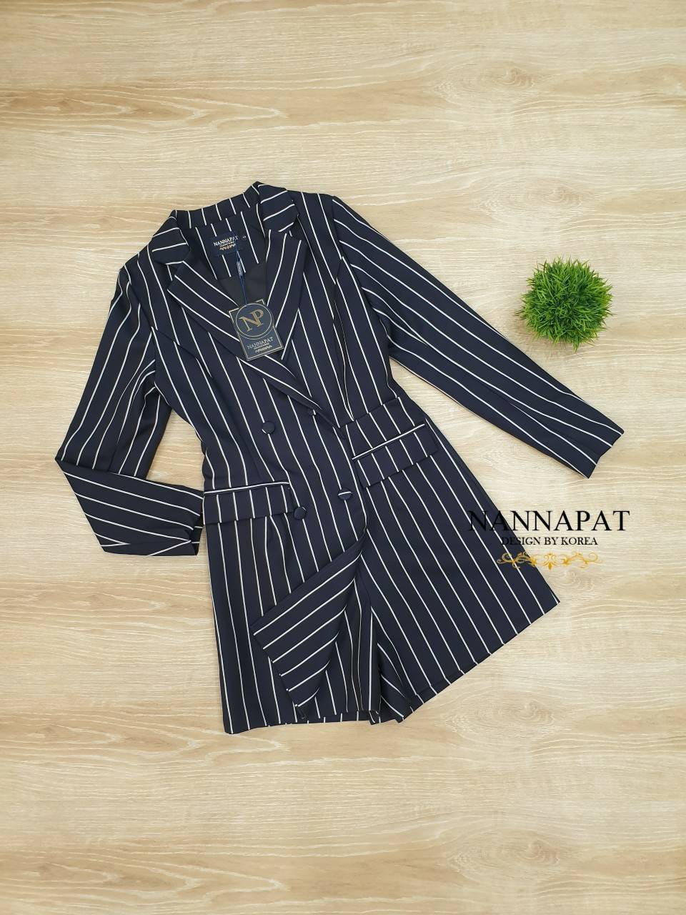สูทกระดุมหน้า เป็นกางเกงด้านใน