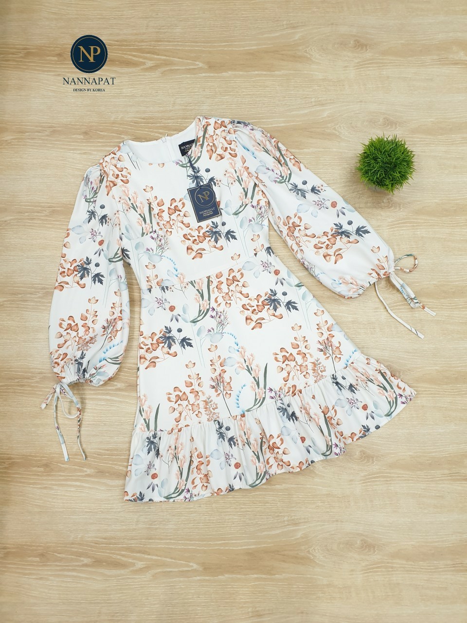 เดรสซิปหลังสีดอกไม้