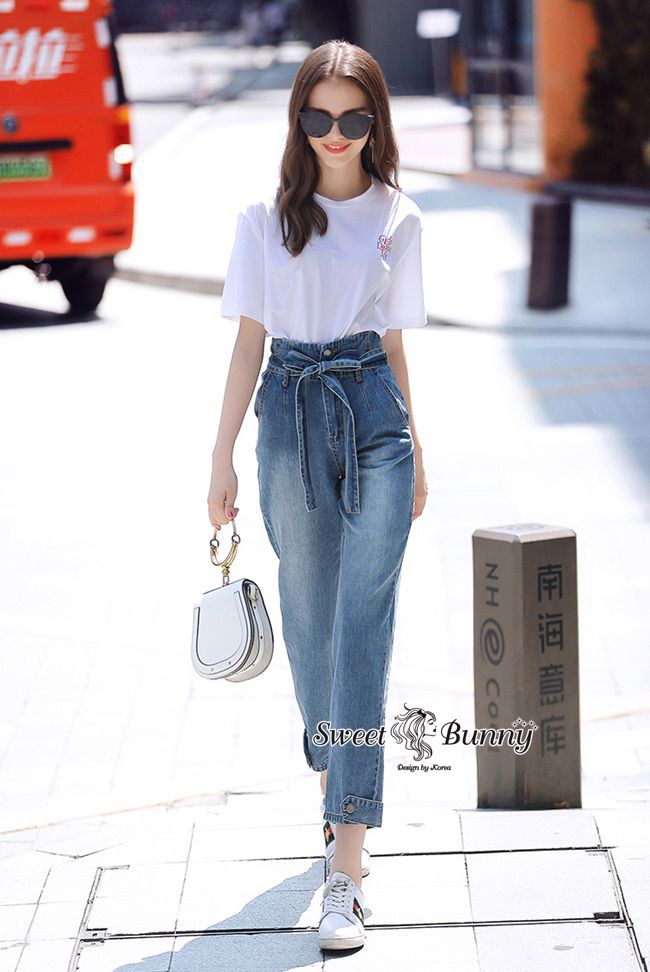 เซ็ทเสื้อยืดกางเกงยีนส์เสื้อยืดผ้าคอตตอนสีขาว