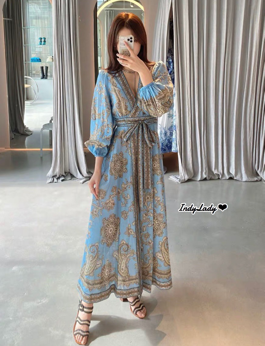 เดรสยาวแขนยาวพอง