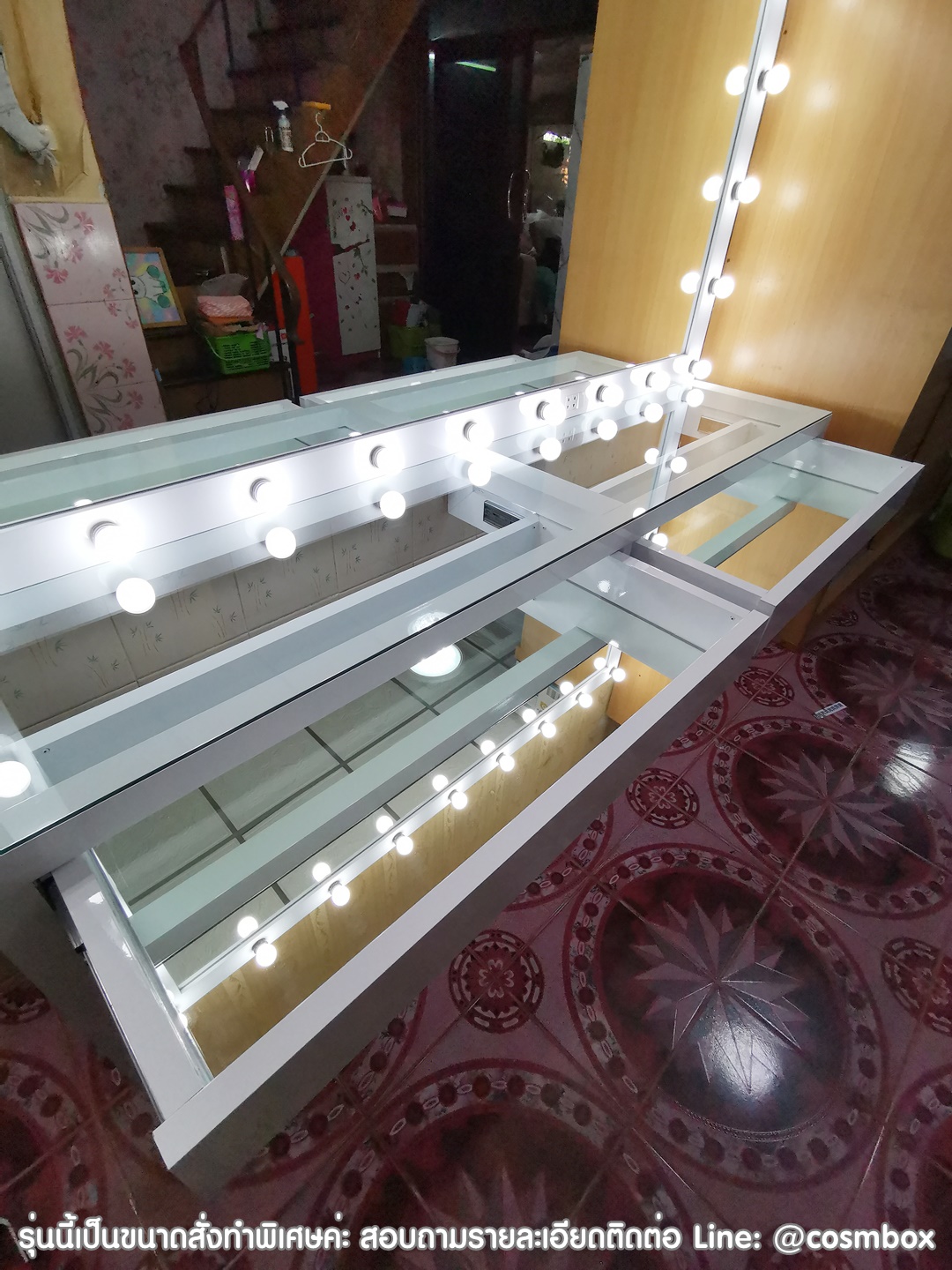 โต๊ะเครื่องแป้ง กระจกมีไฟ - 190 x 45 x 165 cm. TOP กระจกใส พื้นลิ้นชักกระจกเงา