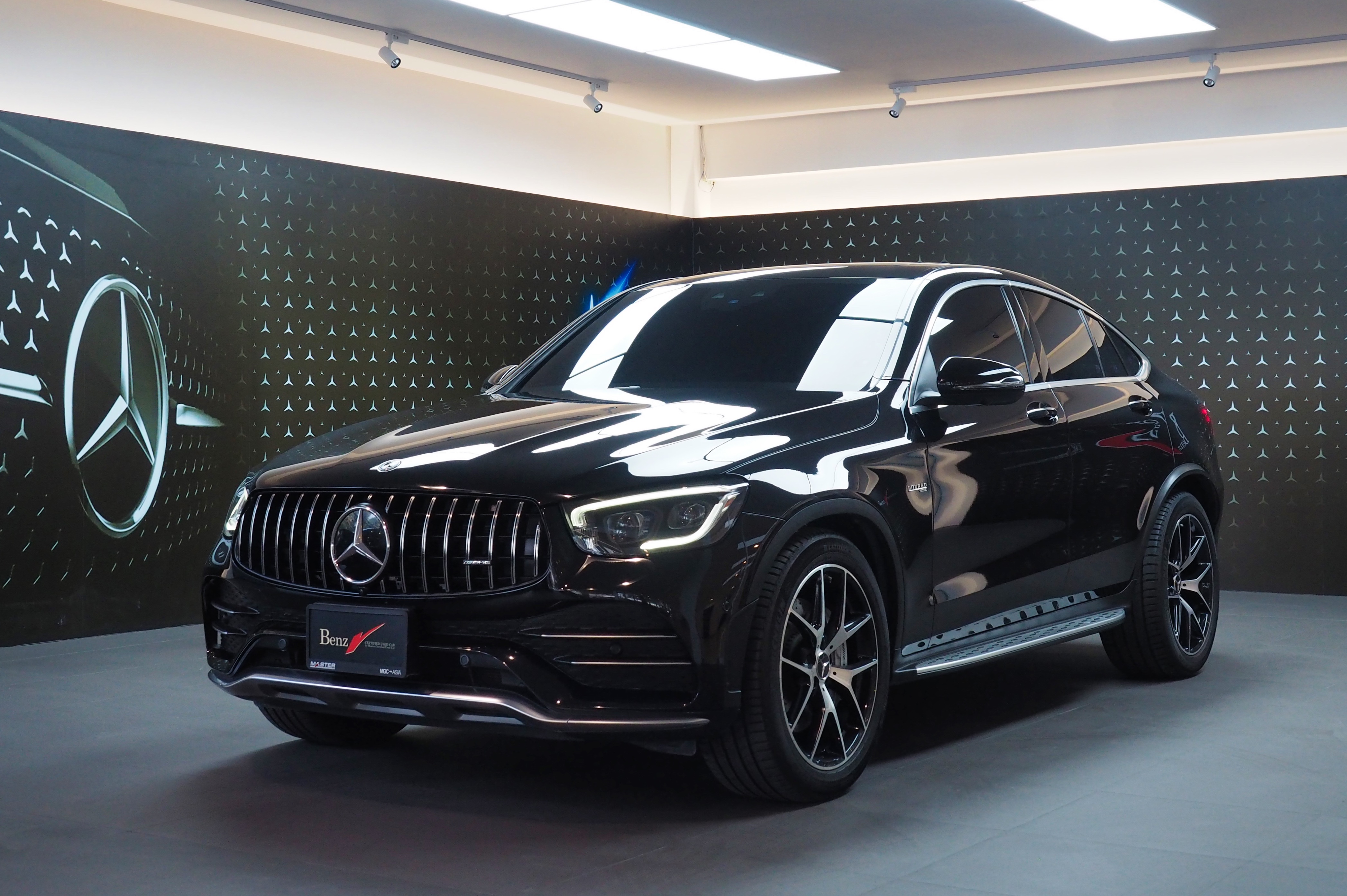 จองแล้ว GLC43 AMG Coupe 4Matic W253