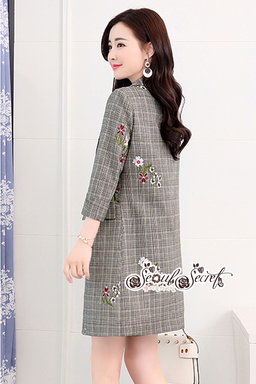 เสื้อสูทลุคสาวไฮคลาส เรียบหรูสวยเก๋ทอลายสก็อต