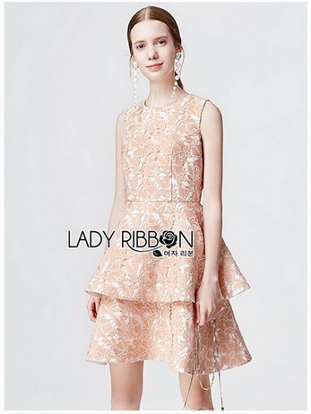 Peachy Lace Dress เดรสผ้าลูกไม้สีพีช
