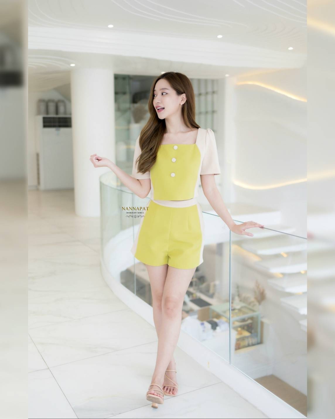 งานกระดุมหน้า กางเกงมีกระเป๋าข้าง ลายเสื้อ