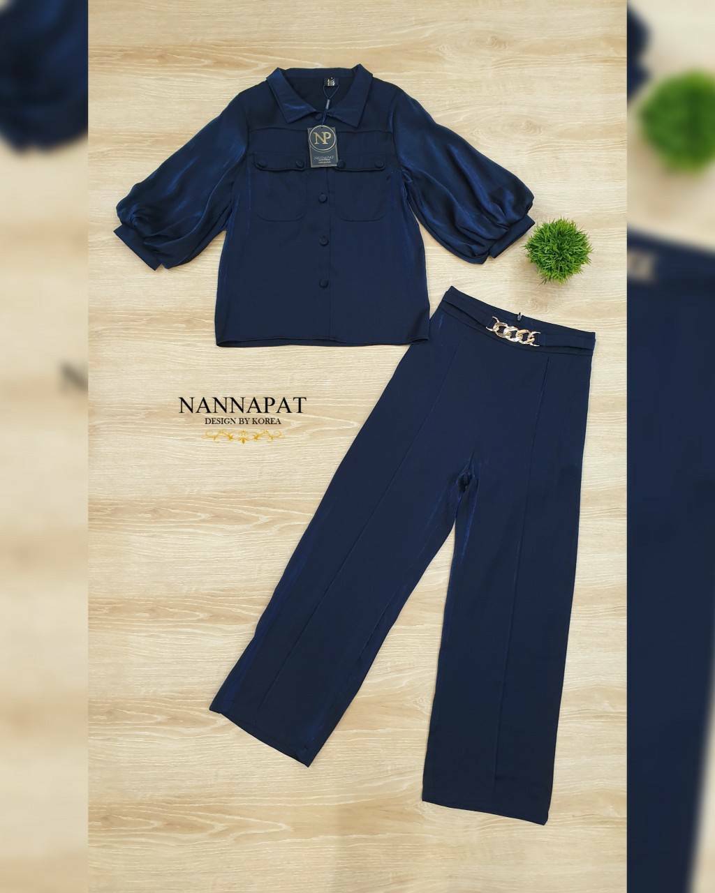 เสื้อคอปกกระดุมหน้า มีกระเป๋า